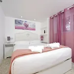 4bnb - Domus Colosseo Lägenhet *