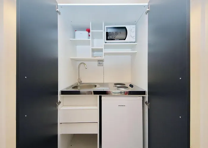 Lägenhet 4bnb - Domus Colosseo Rom