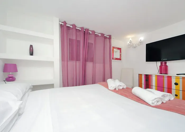 4bnb - Domus Colosseo Rom